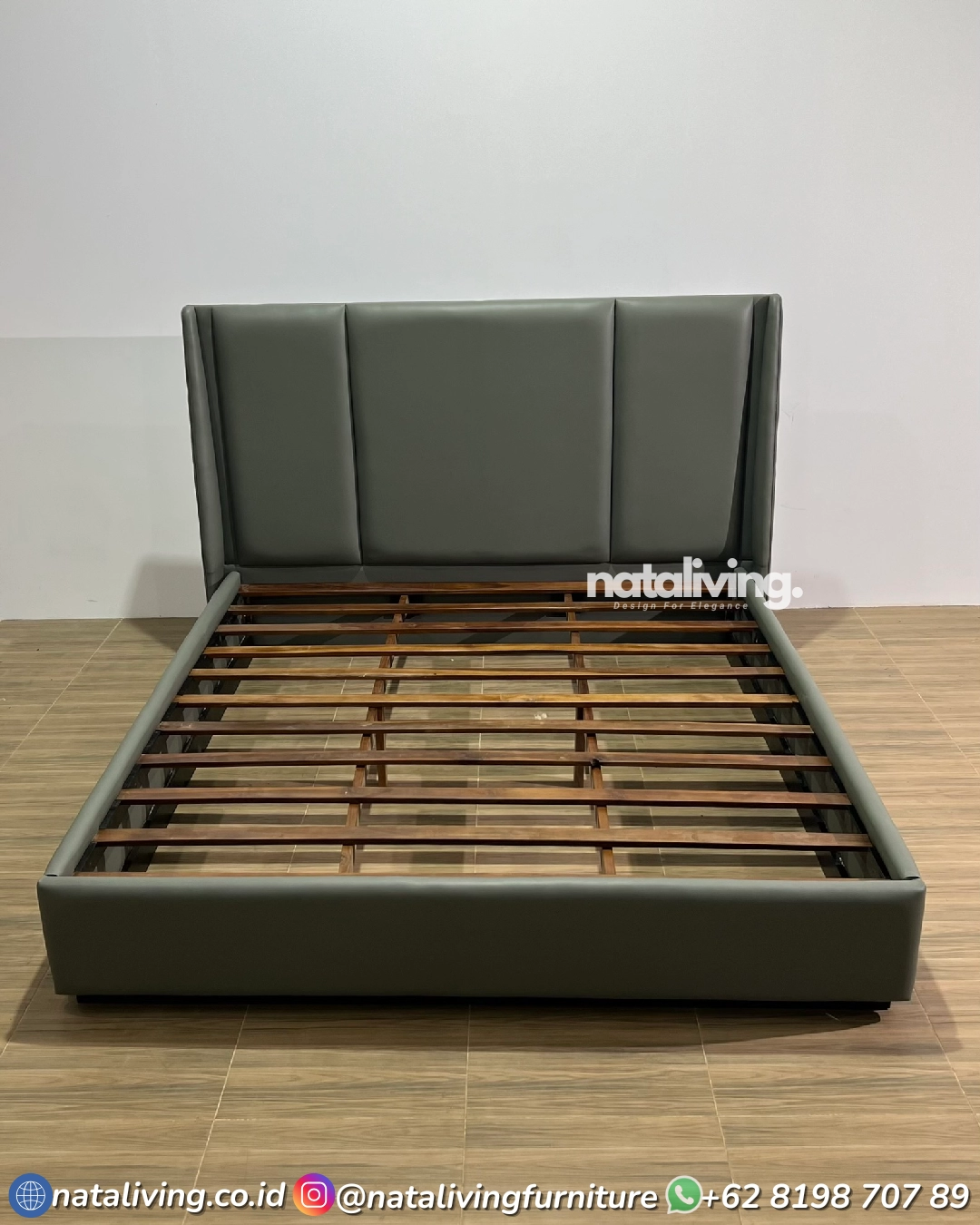 Elegant Upholstered Bed – Tempat Tidur Jati Dipan Jati Furniture Jepara 160x200 - Image 4